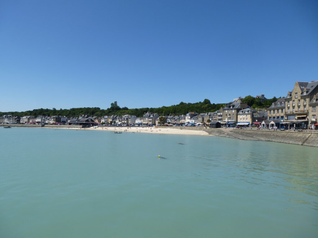 Cancale plage du port